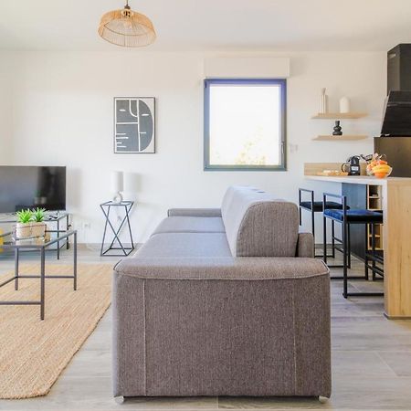 Select' - T2 A Saint-Clair Avec Terrasse, Piscine Et Parking ! - 180Sud-A12 Appartement Le Lavandou Buitenkant foto