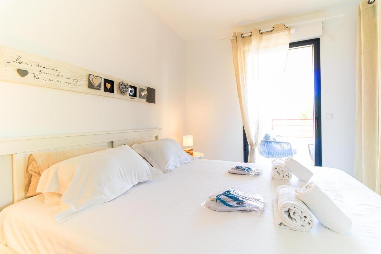 Select' - T2 A Saint-Clair Avec Terrasse, Piscine Et Parking ! - 180Sud-A12 Appartement Le Lavandou Buitenkant foto